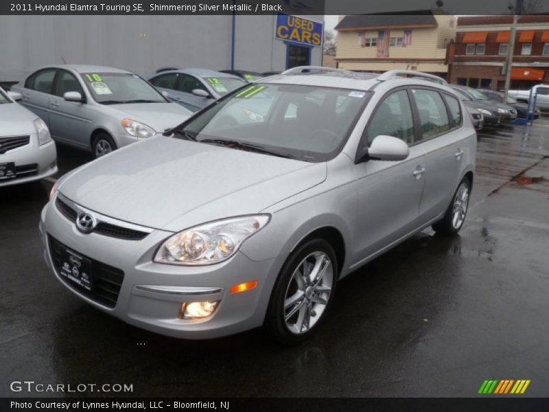 Front 3/4 View of 2011 Elantra Touring SE