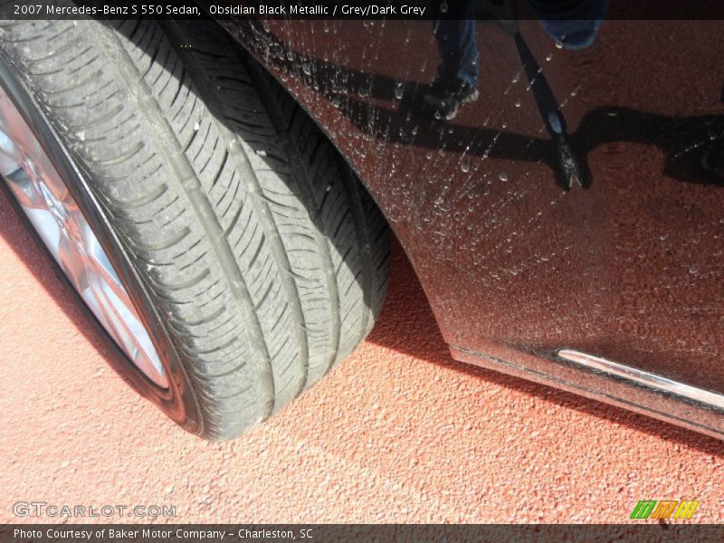 Obsidian Black Metallic / Grey/Dark Grey 2007 Mercedes-Benz S 550 Sedan