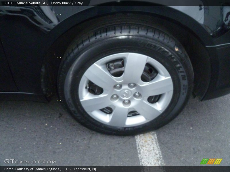Ebony Black / Gray 2010 Hyundai Sonata GLS