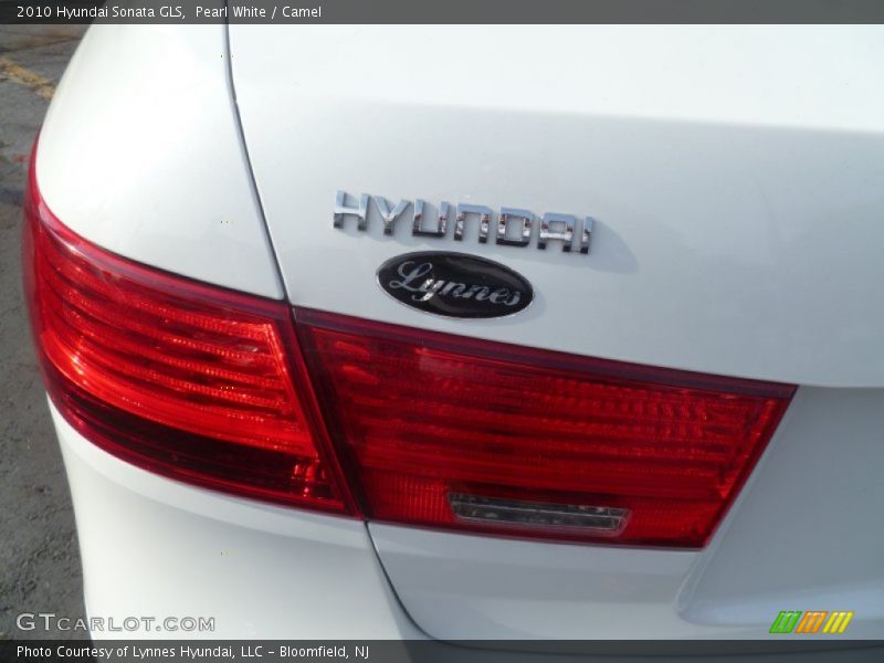 Pearl White / Camel 2010 Hyundai Sonata GLS