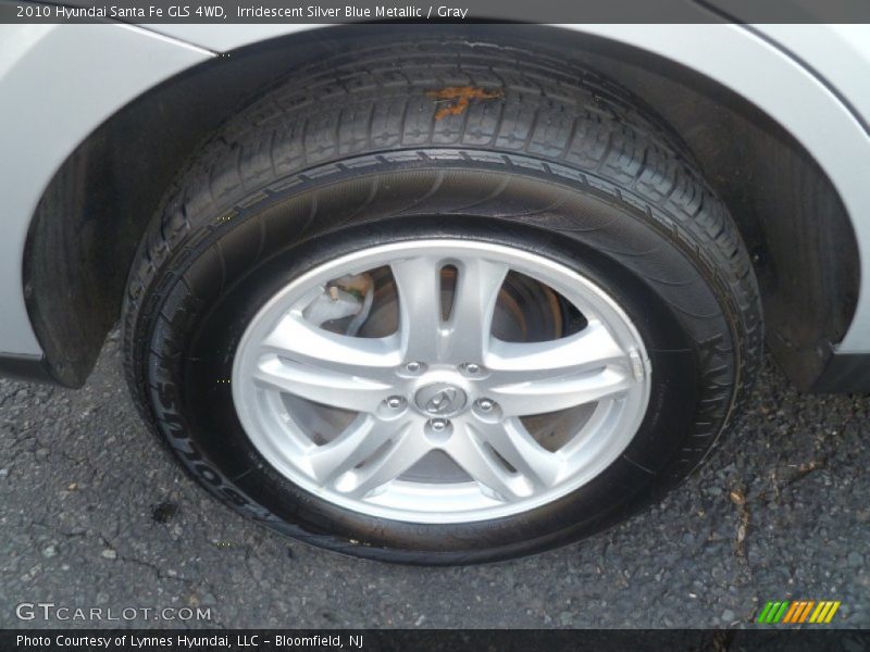 Irridescent Silver Blue Metallic / Gray 2010 Hyundai Santa Fe GLS 4WD