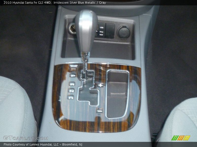 Irridescent Silver Blue Metallic / Gray 2010 Hyundai Santa Fe GLS 4WD