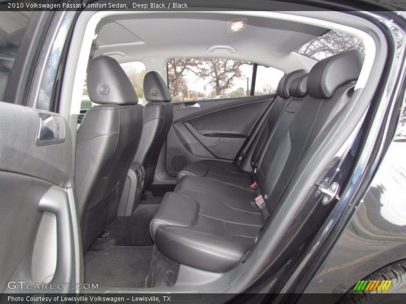 Deep Black / Black 2010 Volkswagen Passat Komfort Sedan