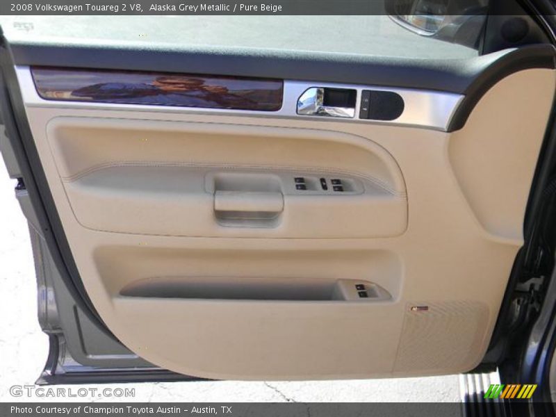 Alaska Grey Metallic / Pure Beige 2008 Volkswagen Touareg 2 V8