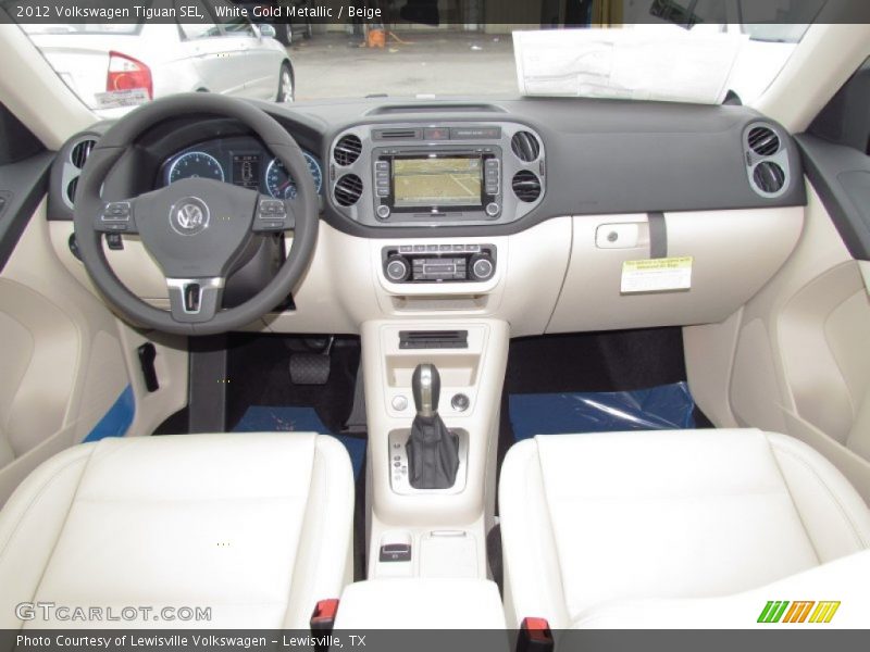 Dashboard of 2012 Tiguan SEL