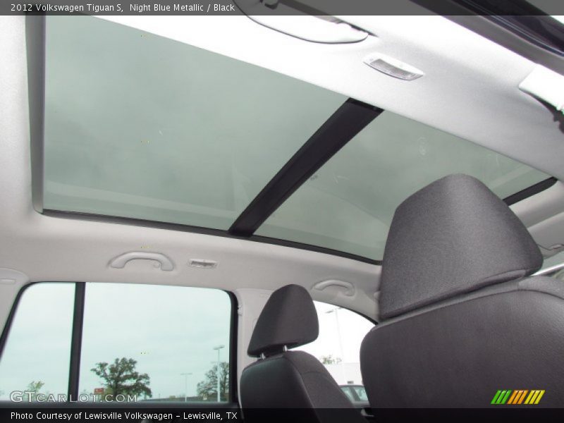 Night Blue Metallic / Black 2012 Volkswagen Tiguan S