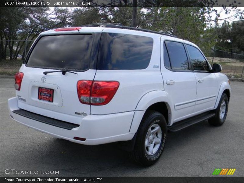 Super White / Taupe 2007 Toyota Sequoia SR5