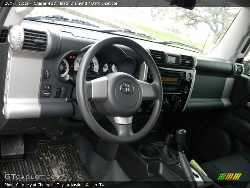 Black Diamond / Dark Charcoal 2007 Toyota FJ Cruiser 4WD