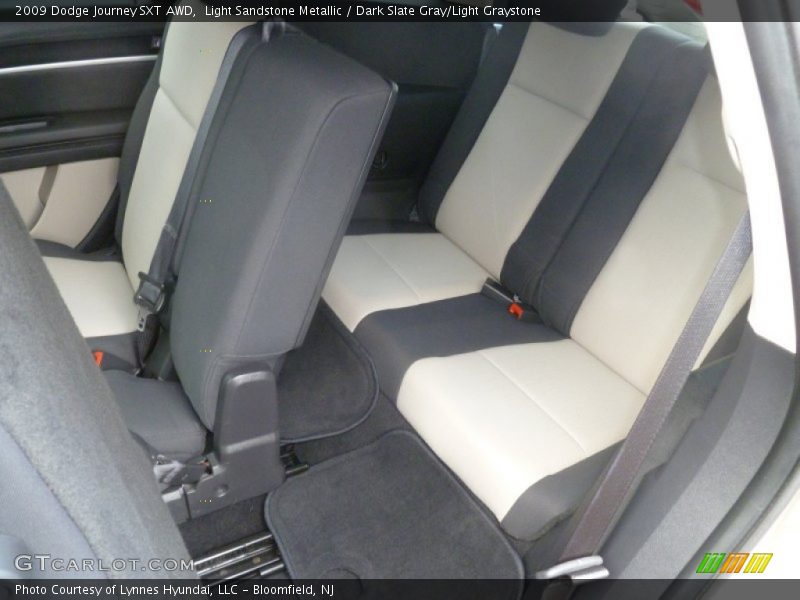 Light Sandstone Metallic / Dark Slate Gray/Light Graystone 2009 Dodge Journey SXT AWD