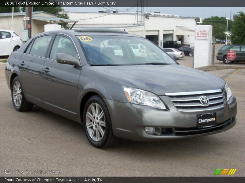 Phantom Gray Pearl / Light Gray 2006 Toyota Avalon Limited