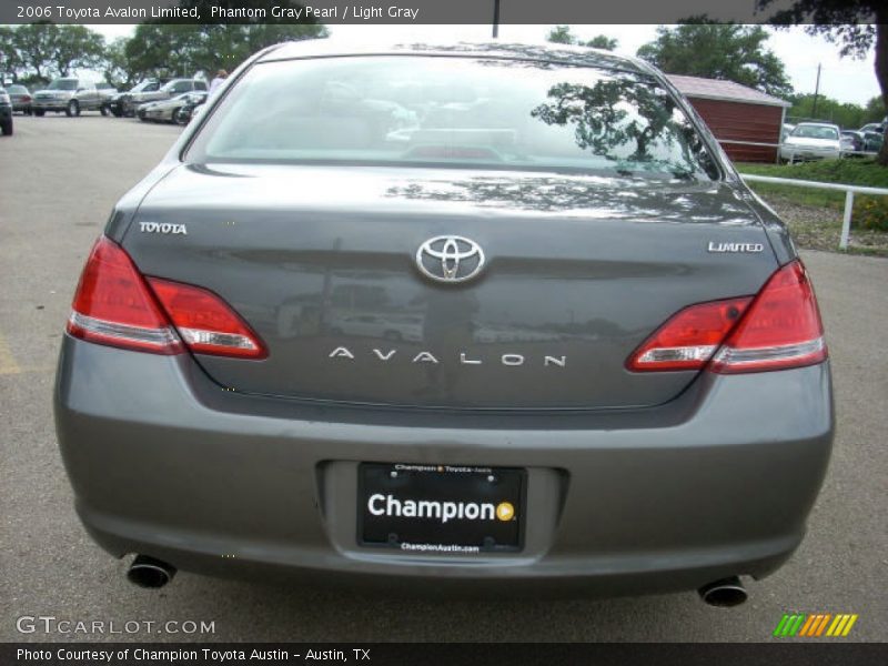 Phantom Gray Pearl / Light Gray 2006 Toyota Avalon Limited