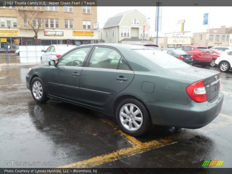 Aspen Green Pearl / Taupe 2002 Toyota Camry XLE