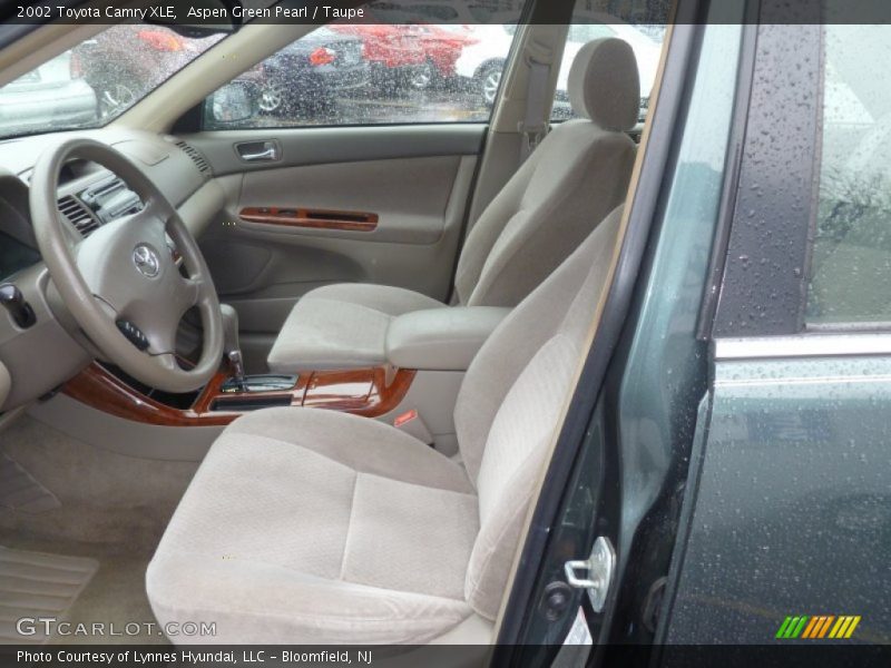 Aspen Green Pearl / Taupe 2002 Toyota Camry XLE