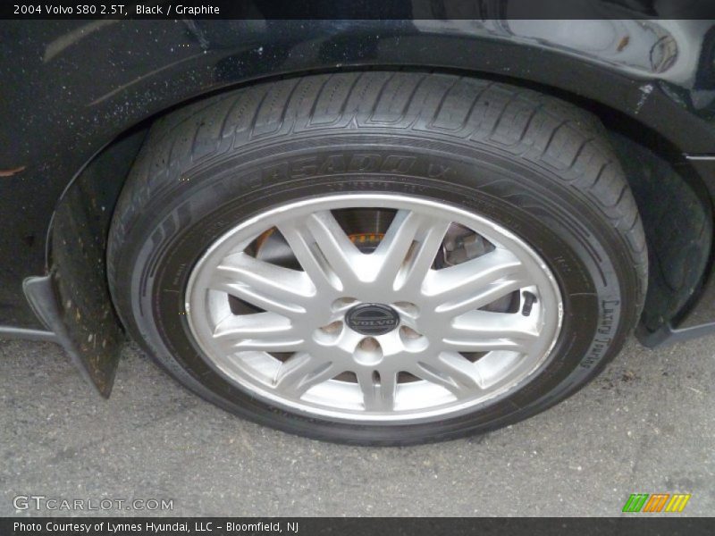 Black / Graphite 2004 Volvo S80 2.5T