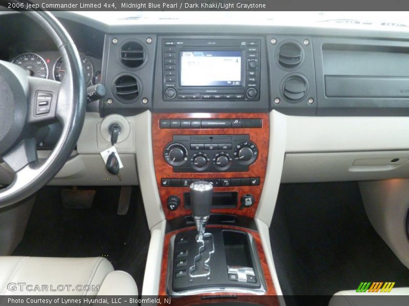 Midnight Blue Pearl / Dark Khaki/Light Graystone 2006 Jeep Commander Limited 4x4