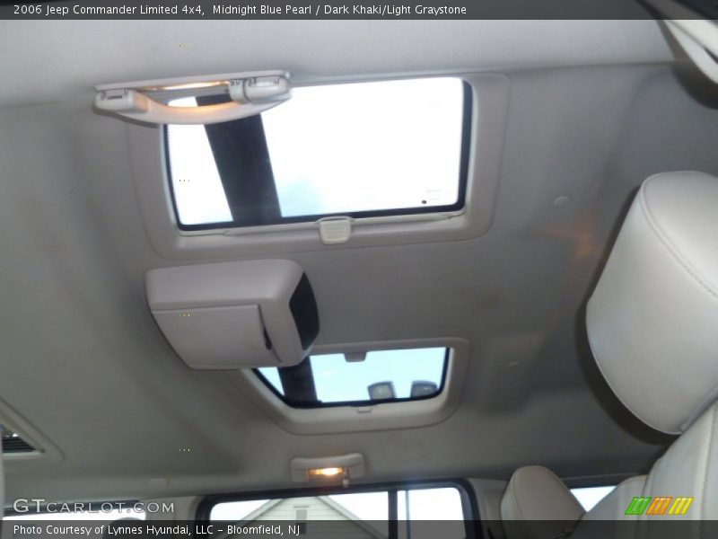 Midnight Blue Pearl / Dark Khaki/Light Graystone 2006 Jeep Commander Limited 4x4