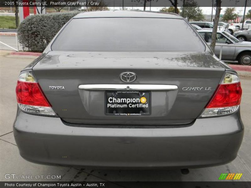 Phantom Gray Pearl / Gray 2005 Toyota Camry LE