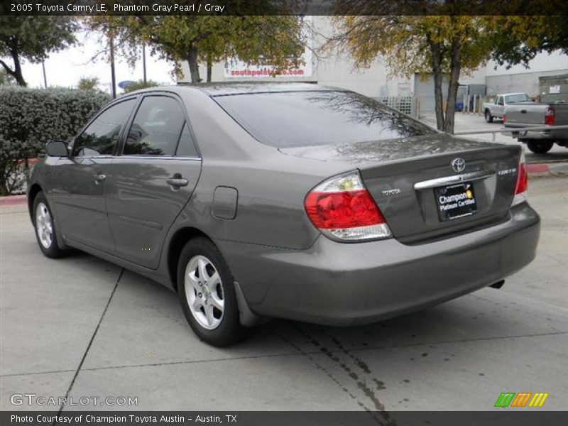 Phantom Gray Pearl / Gray 2005 Toyota Camry LE