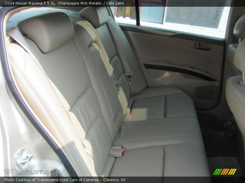 Champagne Mist Metallic / Cafe Latte 2004 Nissan Maxima 3.5 SL