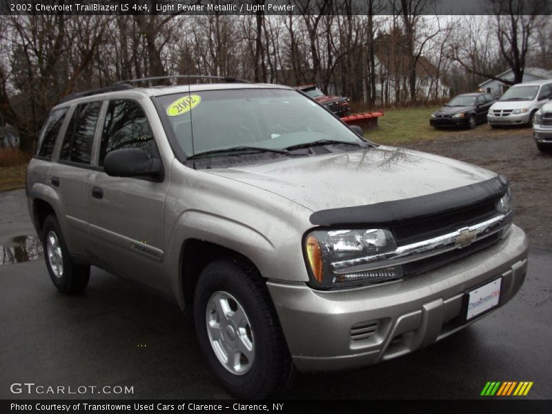 Light Pewter Metallic / Light Pewter 2002 Chevrolet TrailBlazer LS 4x4