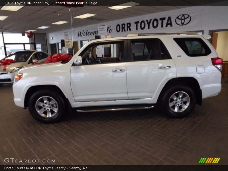 Blizzard White Pearl / Beige 2012 Toyota 4Runner SR5