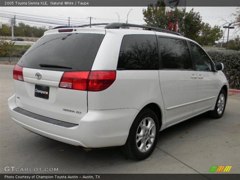 Natural White / Taupe 2005 Toyota Sienna XLE