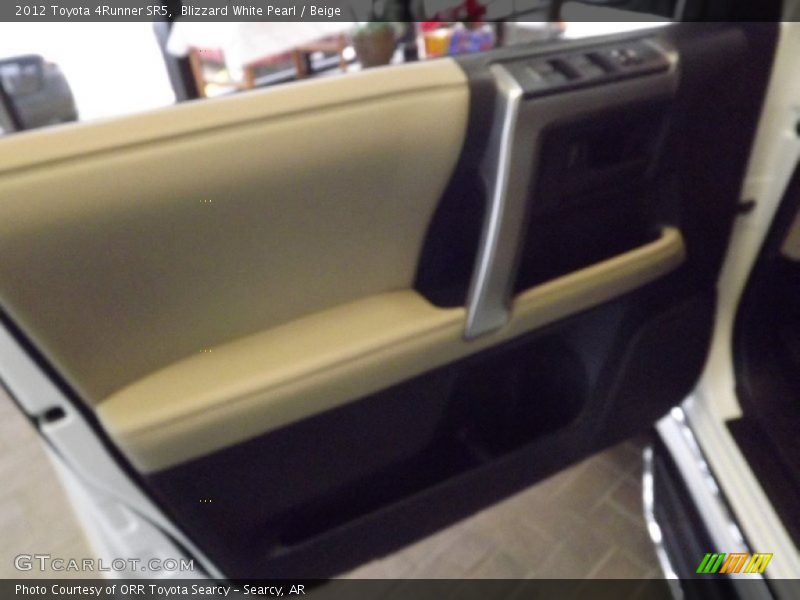 Blizzard White Pearl / Beige 2012 Toyota 4Runner SR5