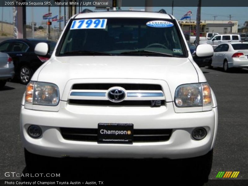 Natural White / Light Charcoal 2005 Toyota Sequoia SR5