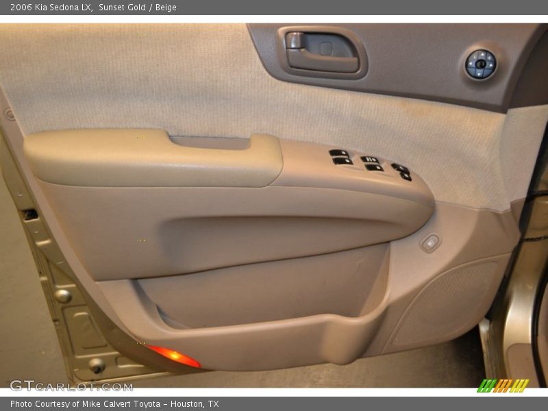 Sunset Gold / Beige 2006 Kia Sedona LX