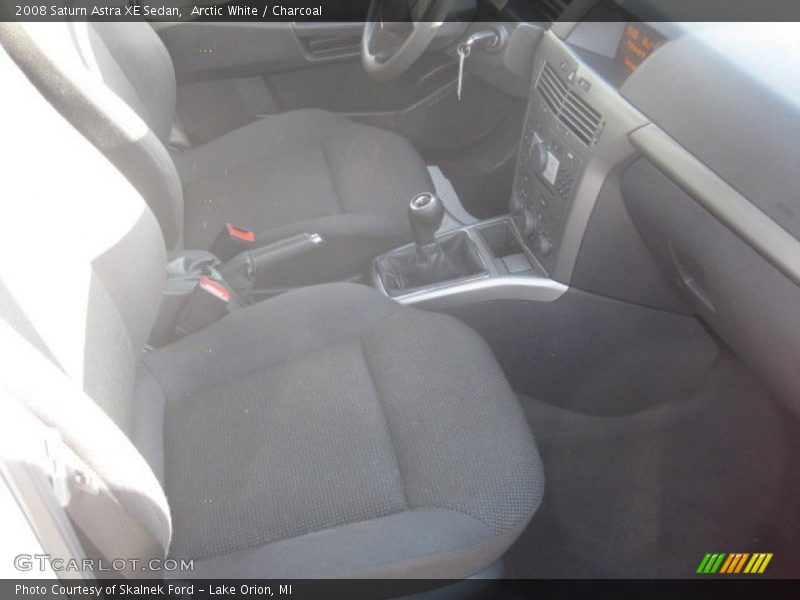 Arctic White / Charcoal 2008 Saturn Astra XE Sedan