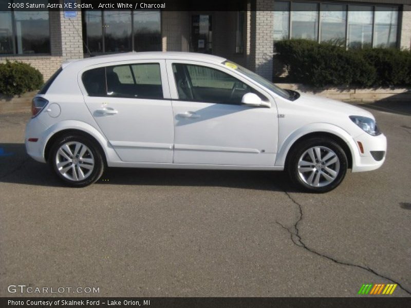 Arctic White / Charcoal 2008 Saturn Astra XE Sedan