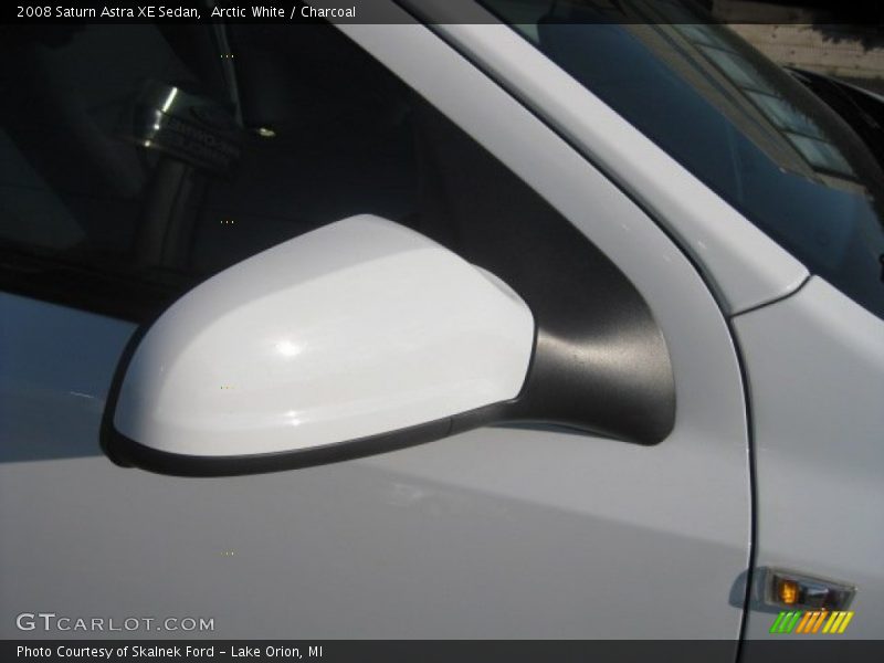 Arctic White / Charcoal 2008 Saturn Astra XE Sedan