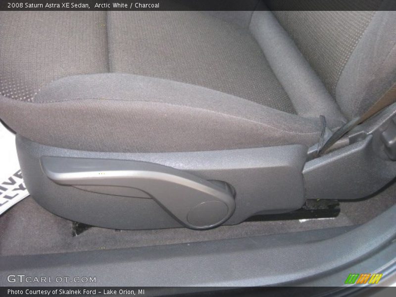 Arctic White / Charcoal 2008 Saturn Astra XE Sedan