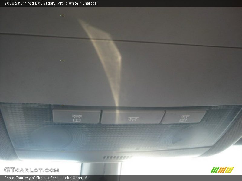 Arctic White / Charcoal 2008 Saturn Astra XE Sedan