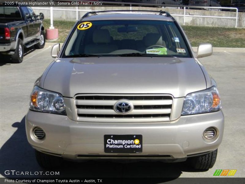 Sonora Gold Pearl / Ivory 2005 Toyota Highlander V6