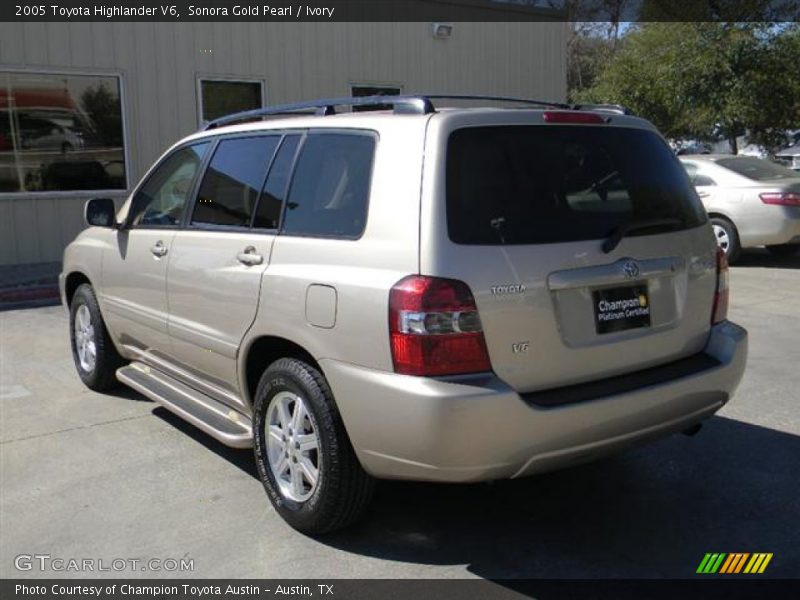 Sonora Gold Pearl / Ivory 2005 Toyota Highlander V6
