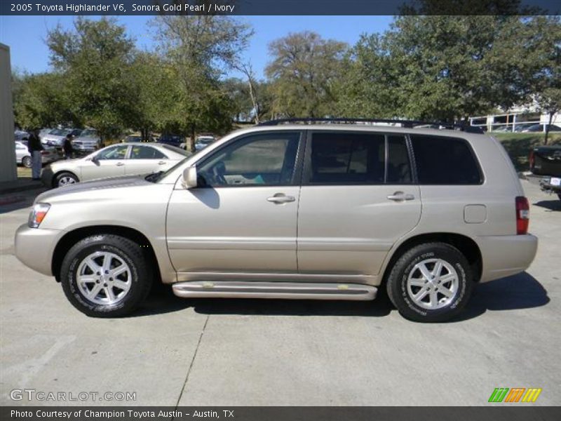 Sonora Gold Pearl / Ivory 2005 Toyota Highlander V6