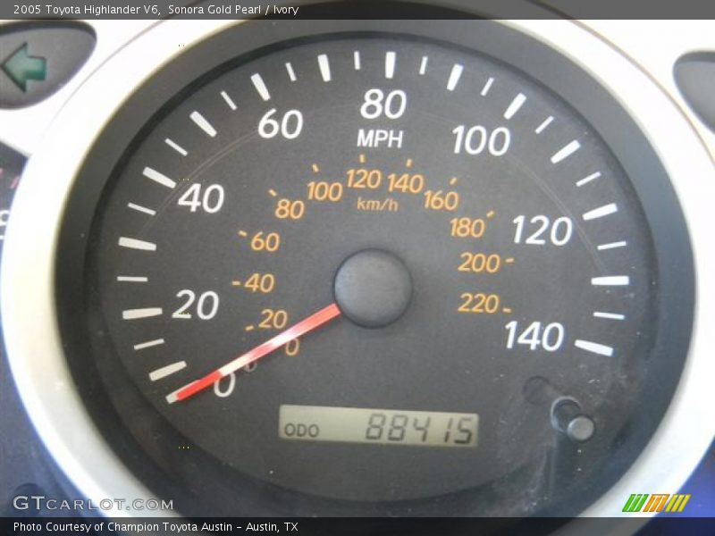 Sonora Gold Pearl / Ivory 2005 Toyota Highlander V6