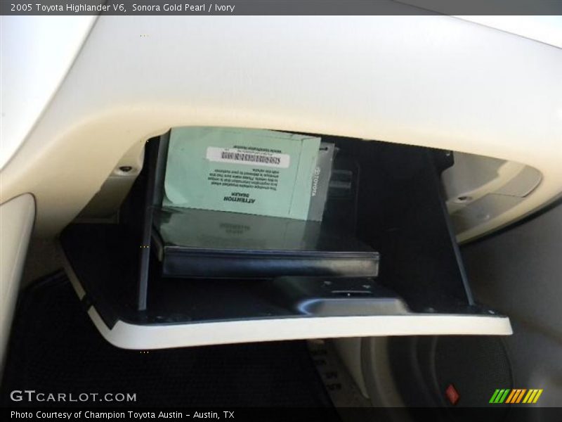 Sonora Gold Pearl / Ivory 2005 Toyota Highlander V6