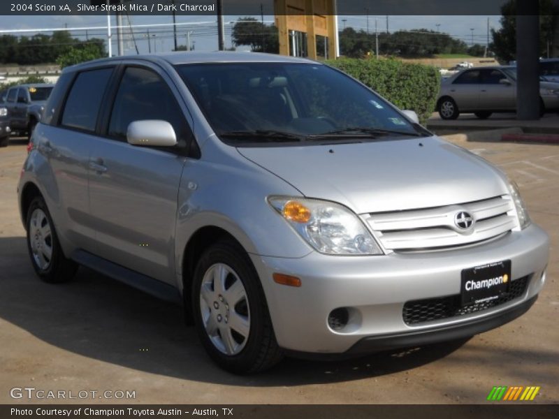 Silver Streak Mica / Dark Charcoal 2004 Scion xA