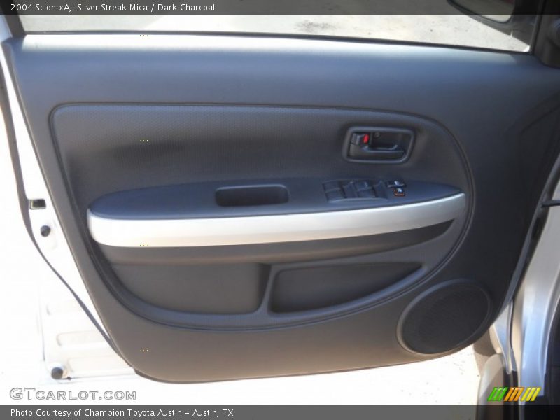 Silver Streak Mica / Dark Charcoal 2004 Scion xA