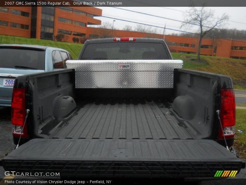 Onyx Black / Dark Titanium 2007 GMC Sierra 1500 Regular Cab