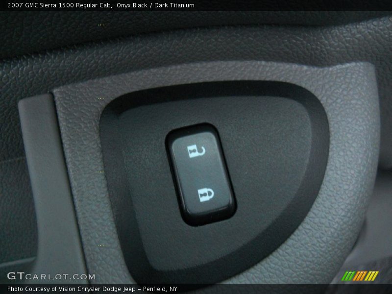 Onyx Black / Dark Titanium 2007 GMC Sierra 1500 Regular Cab