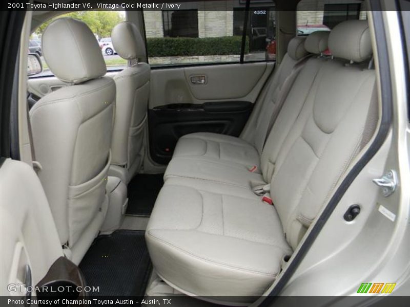 Vintage Gold Metallic / Ivory 2001 Toyota Highlander V6