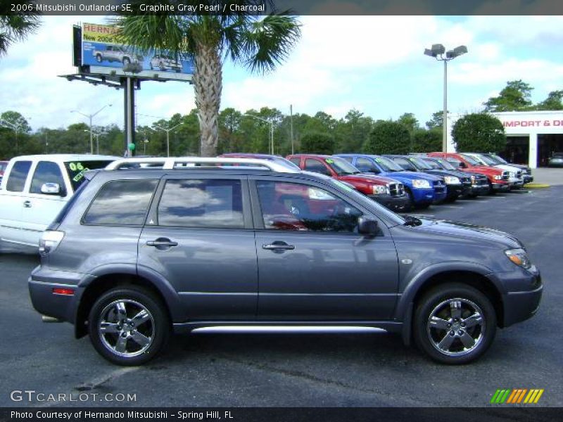 Graphite Gray Pearl / Charcoal 2006 Mitsubishi Outlander SE