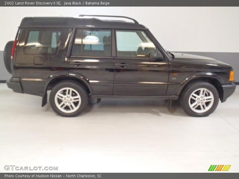 Java Black / Bahama Beige 2002 Land Rover Discovery II SE