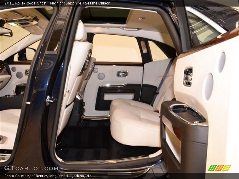 Midnight Sapphire / Seashell/Black 2011 Rolls-Royce Ghost