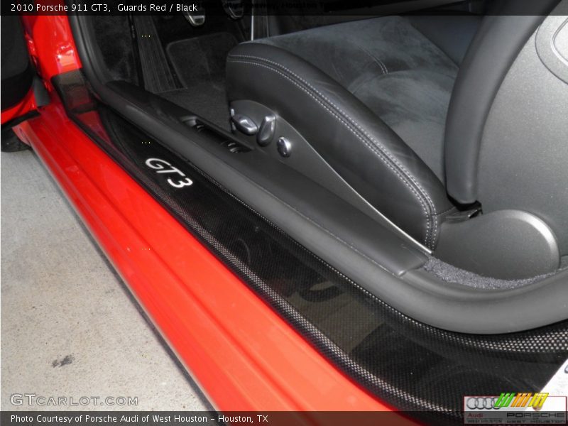 Guards Red / Black 2010 Porsche 911 GT3