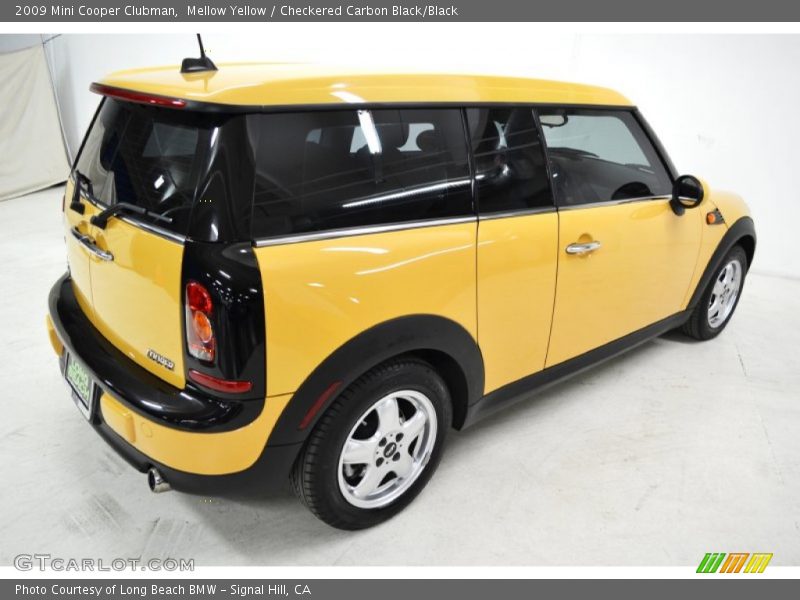 Mellow Yellow / Checkered Carbon Black/Black 2009 Mini Cooper Clubman