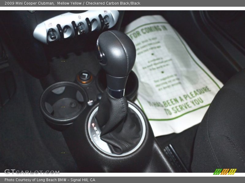 Mellow Yellow / Checkered Carbon Black/Black 2009 Mini Cooper Clubman